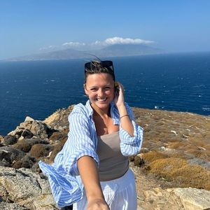 Meet your Posher, Mary-kate